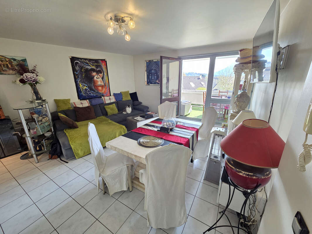 SAINT-ALBAN-LEYSSE   Superbe T2 de 54 m2 avec terrasse, garage, piscine et vue montagnes - photo 5