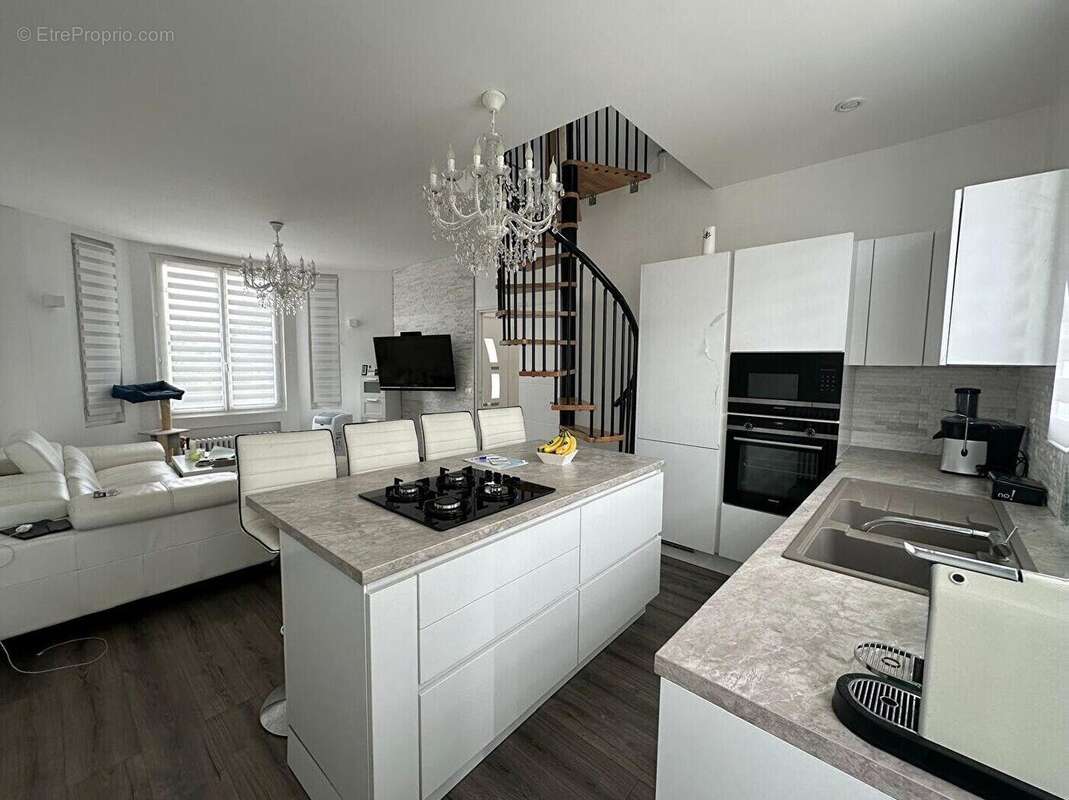 Maison à RIS-ORANGIS