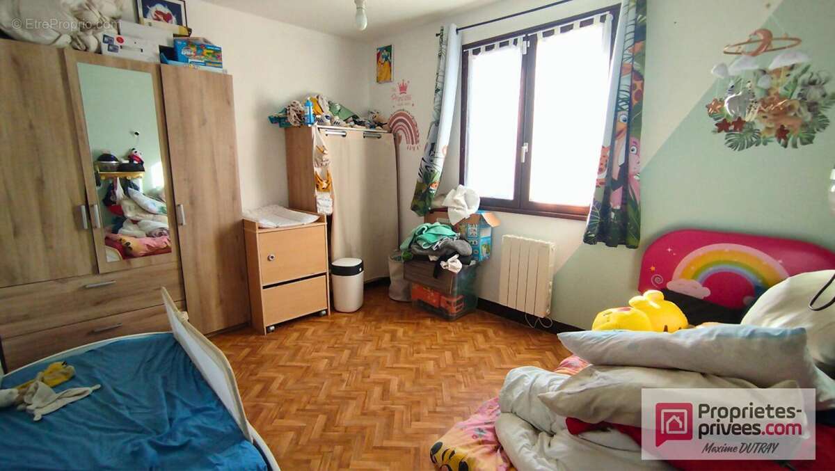 Maison à THORE-LA-ROCHETTE