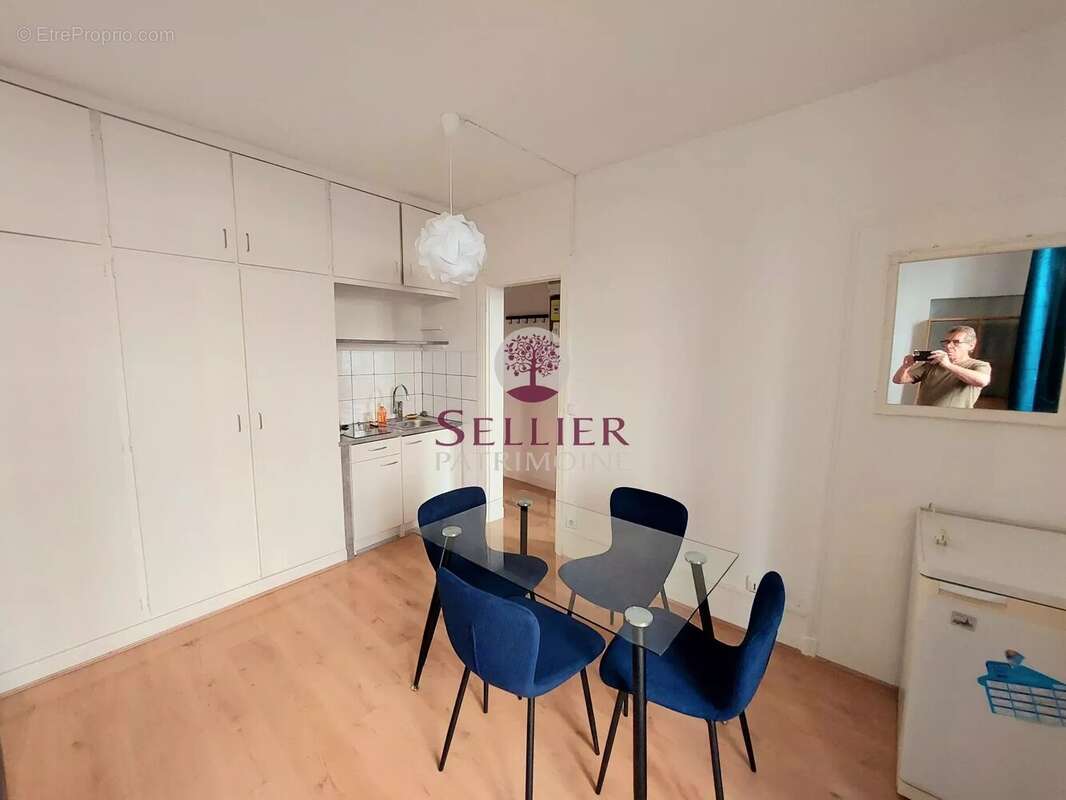 Appartement à PARIS-11E