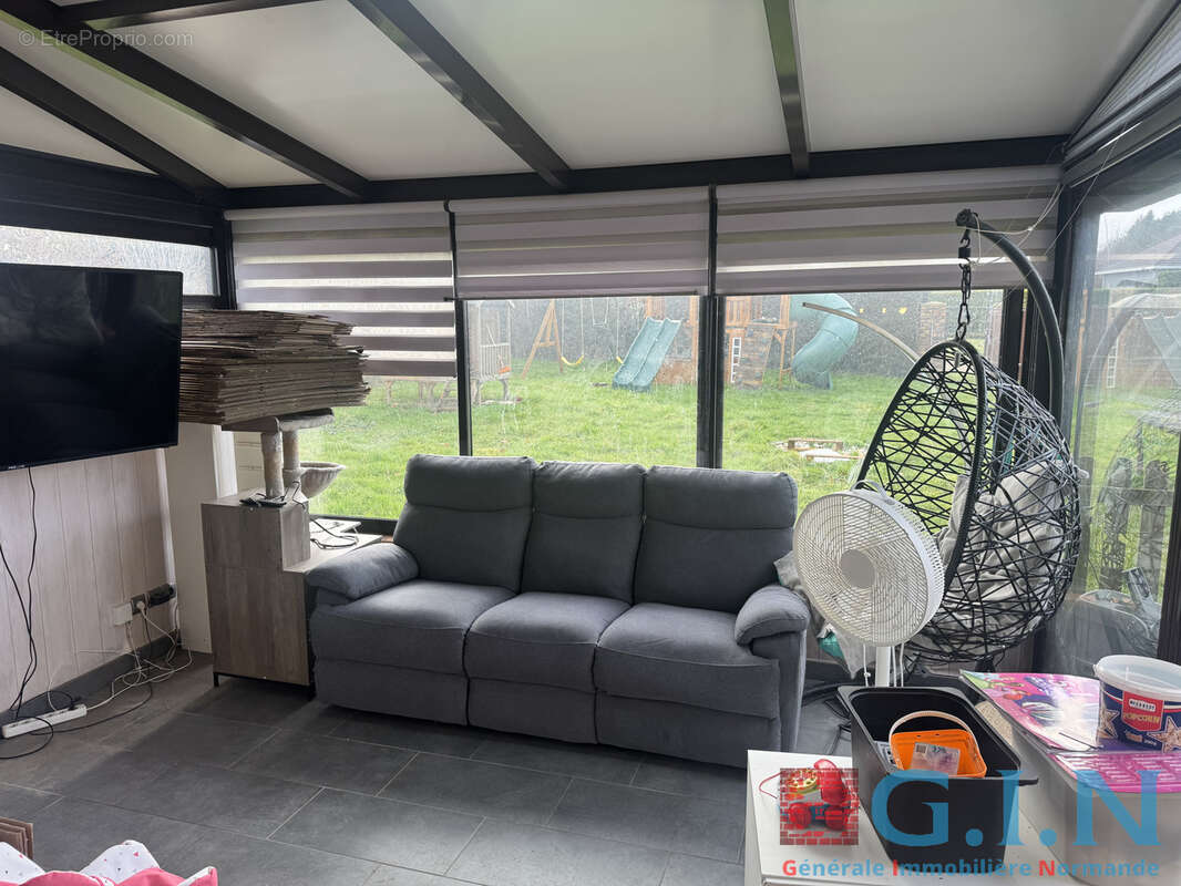 Maison 4 pièces 130m2 Terrain de 3500m2 - photo 4