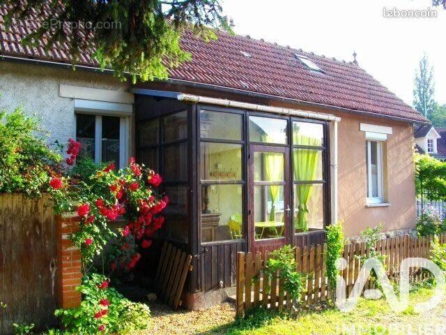 Photo 1 - Maison à LEVES