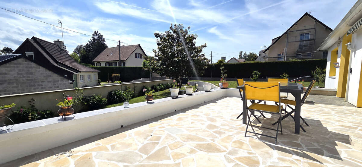 Maison à GRANDCAMP-MAISY
