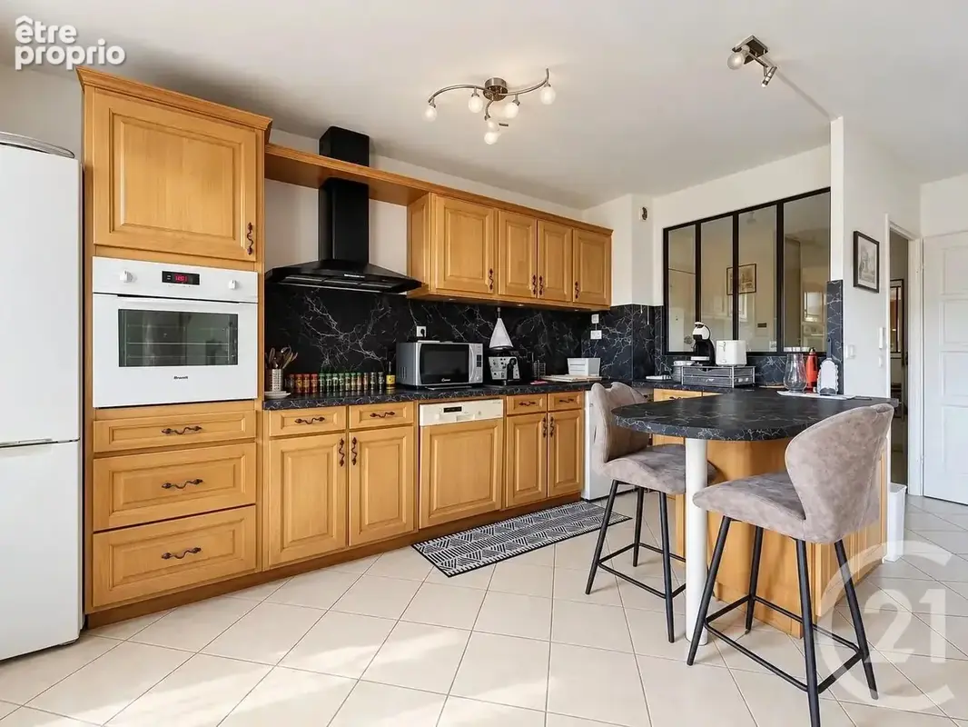 Appartement 3 pièces 65 m² à vendre à Mougins (06250) - photo 3