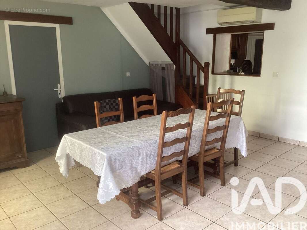 Maison 140 m² à Sancy-Les-Provins  - photo 2
