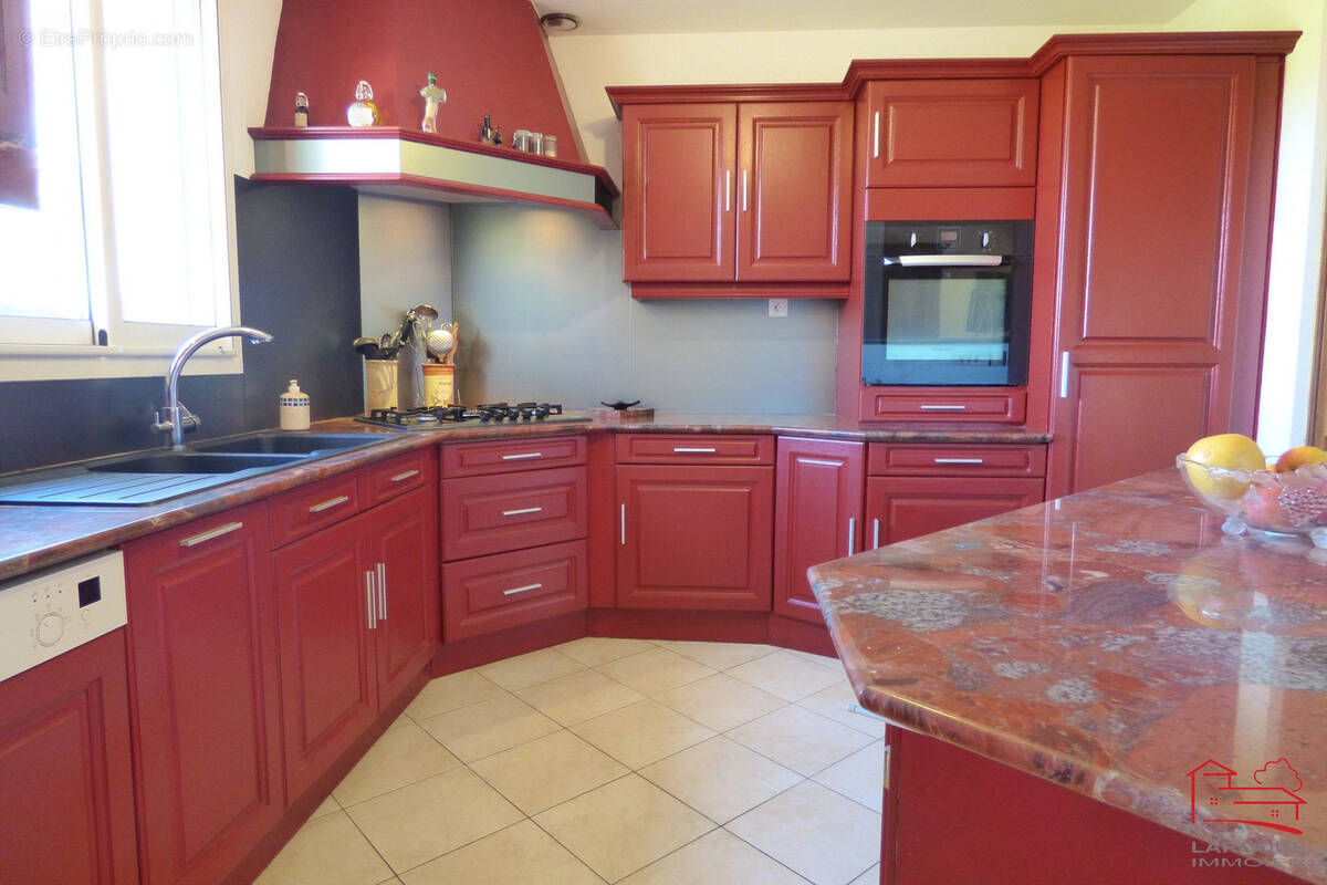 Maison à LAROQUE-TIMBAUT