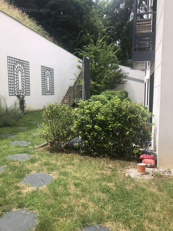 Appartement à SAINT-CYR-L'ECOLE