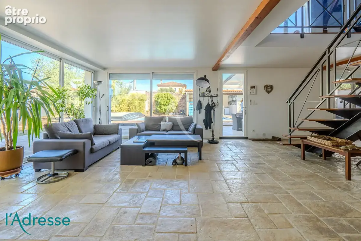 CANEJAN - Maison esprit Loft de 139 m² avec jardin et piscine - photo 5