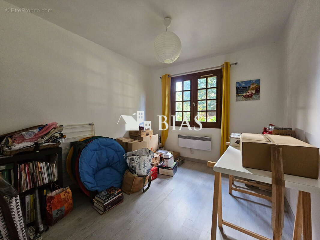 Maison à SAINT-PIERRE-DES-FLEURS