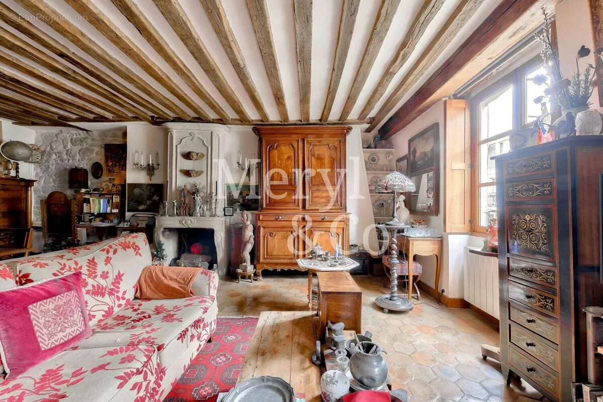 Appartement à PARIS-4E