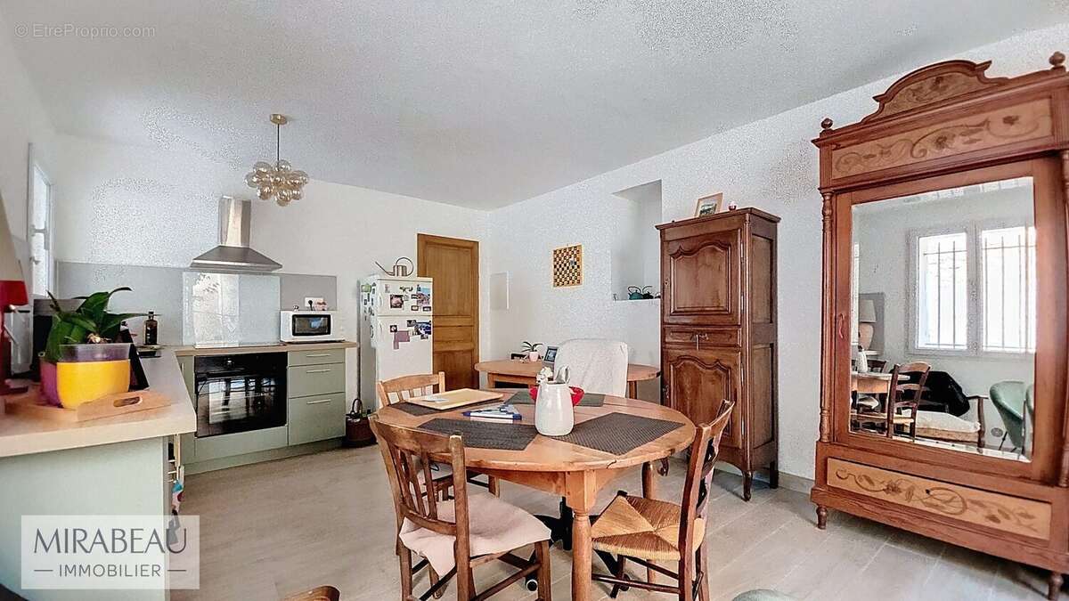 Appartement à PERTUIS