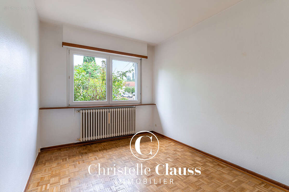 Maison Eichhoffen 9 pièce(s) 208 m2 - photo 11