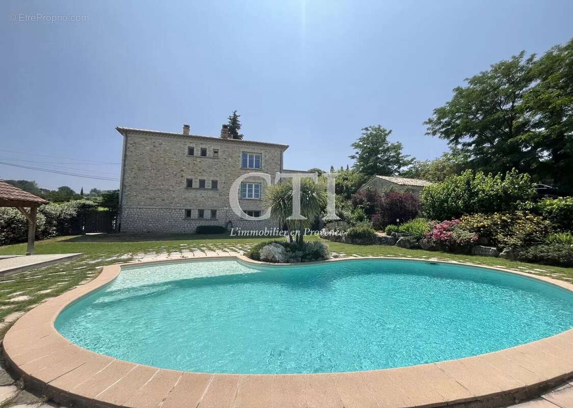 Maison à VAISON-LA-ROMAINE