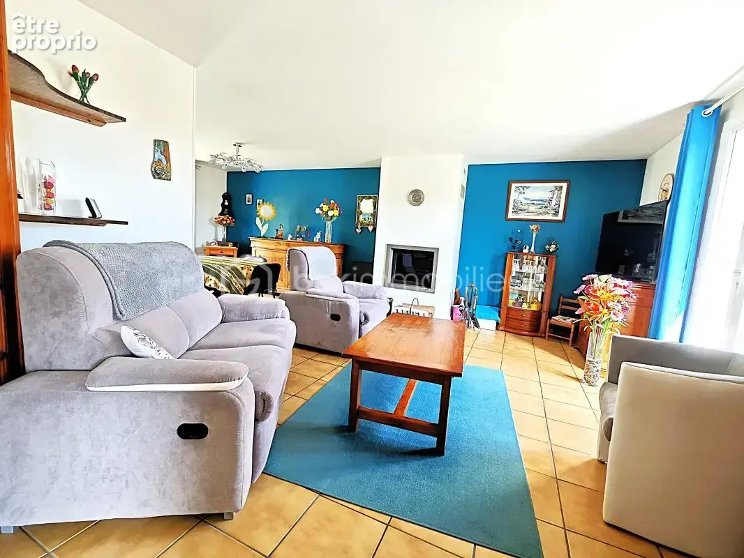 Maison familiale de 120,78 m² habitable sur sous sol de 81 m² edifier sur terrain clos de 1280 m² - photo 4