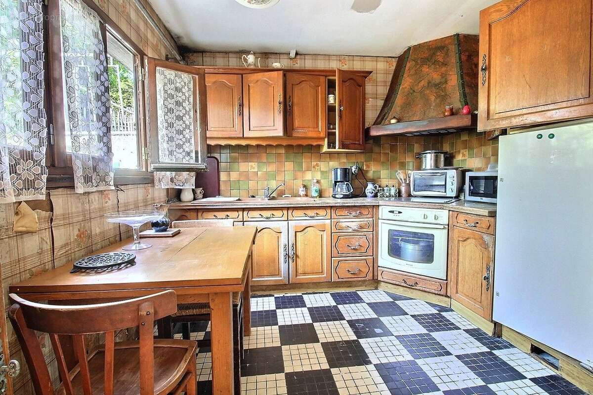 Exclusivité - maison ancienne seuilly. - photo 5