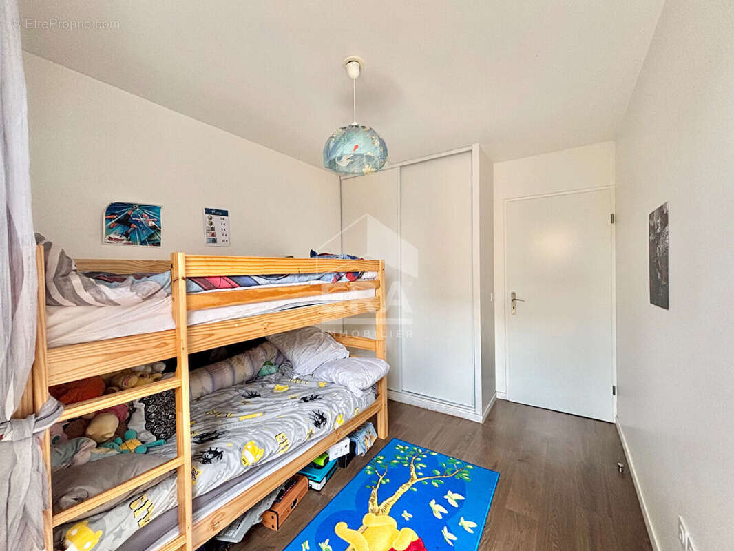 Appartement à FONTENAY-LE-VICOMTE