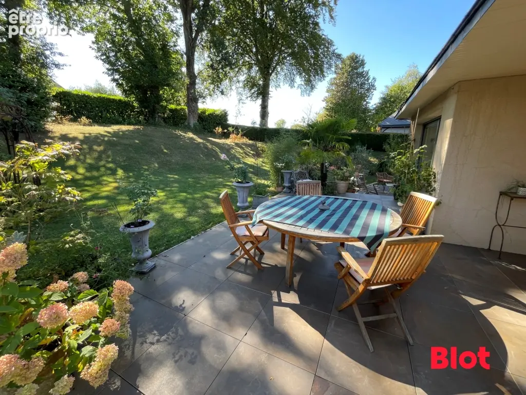Maison 7 pièces 170 m² à vendre à Fougeres (35300) - photo 2