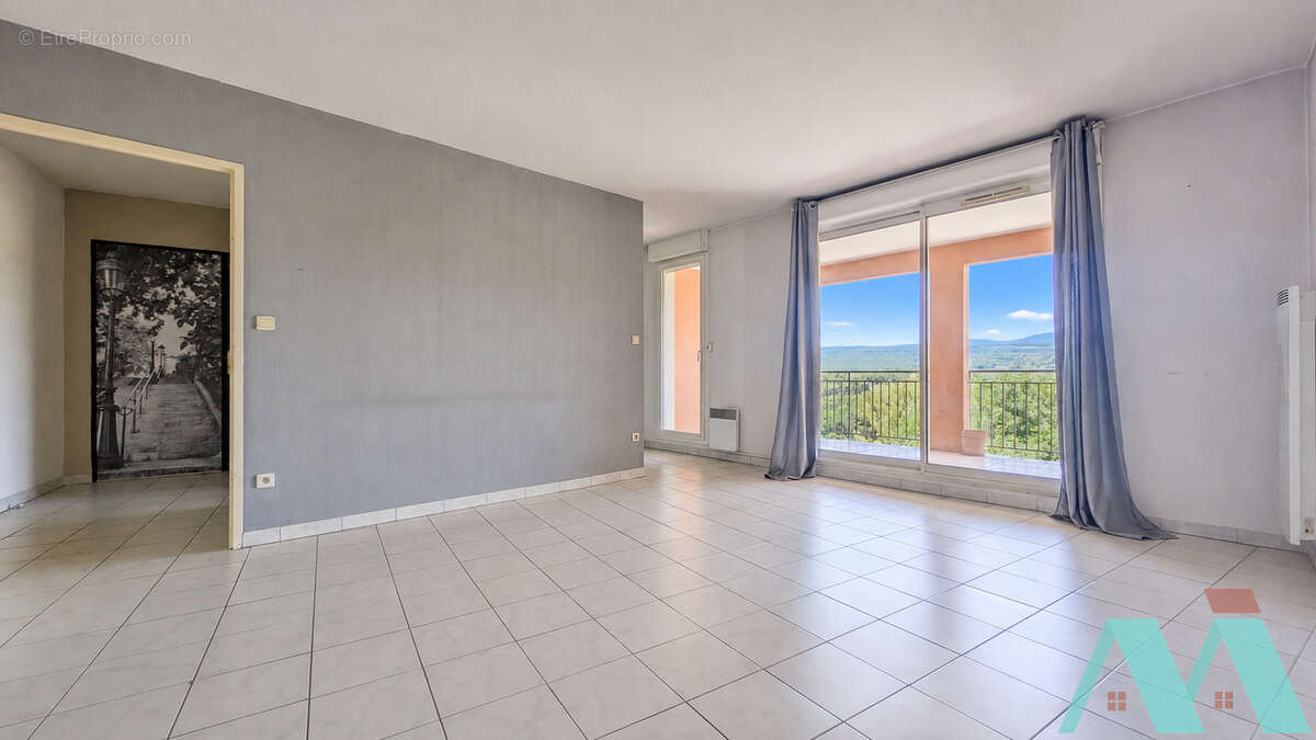 Appartement à LE BEAUSSET