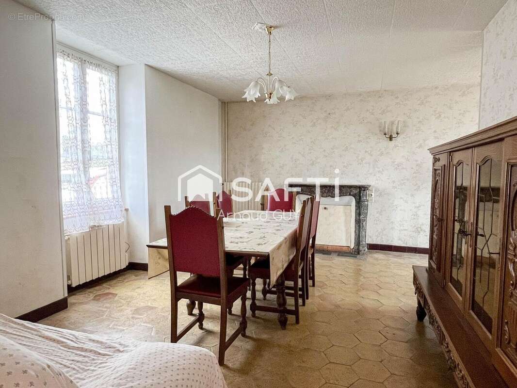 Photo 3 - Maison à SAINT-COSME-EN-VAIRAIS