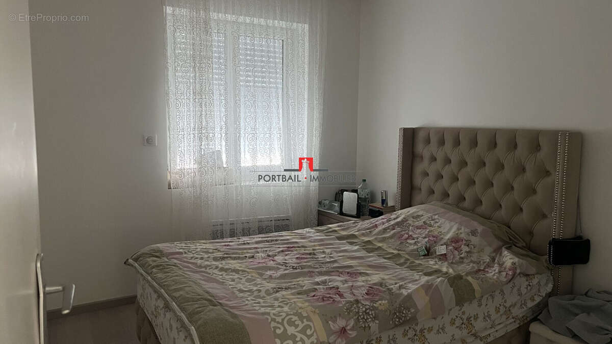 Maison à BLANQUEFORT