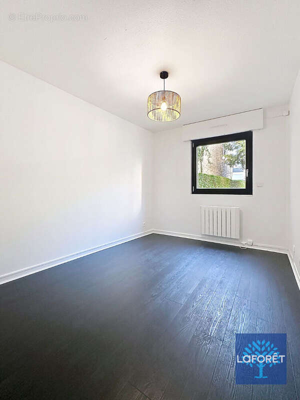 QUARTIER POINCARÉ   À DEUX PAS DE LA GARE DE NANCY Appartement de 77 m² entièrement rénové  2 chambres  DPE C - photo 5