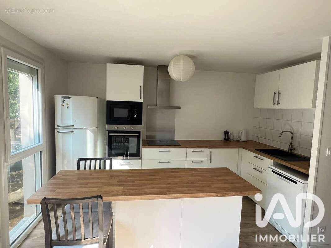Appartement 83 m² à Saint-Sebastien-Sur-Loire  - photo 3