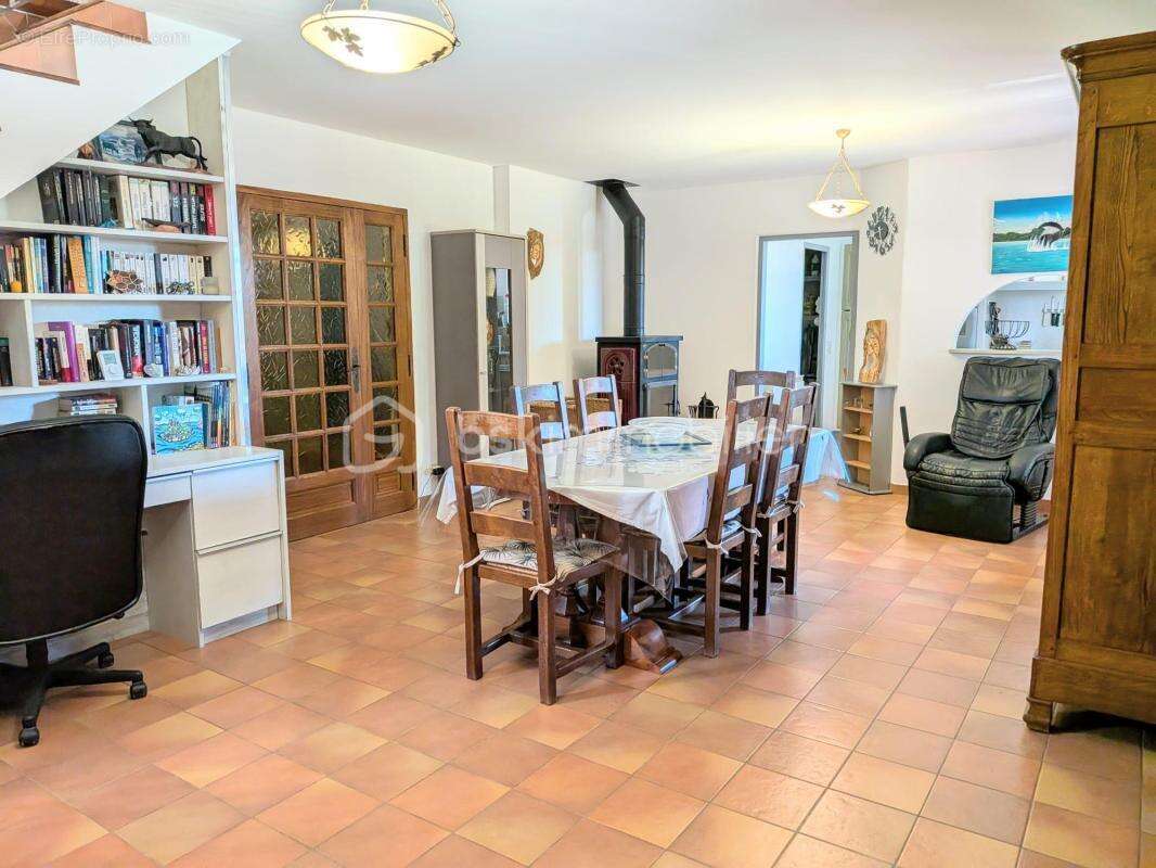 Maison  5 pièces - 120 m² - photo 4