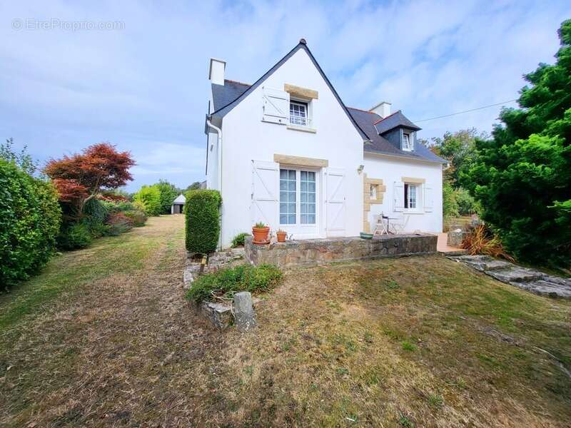 Maison à ROSCANVEL