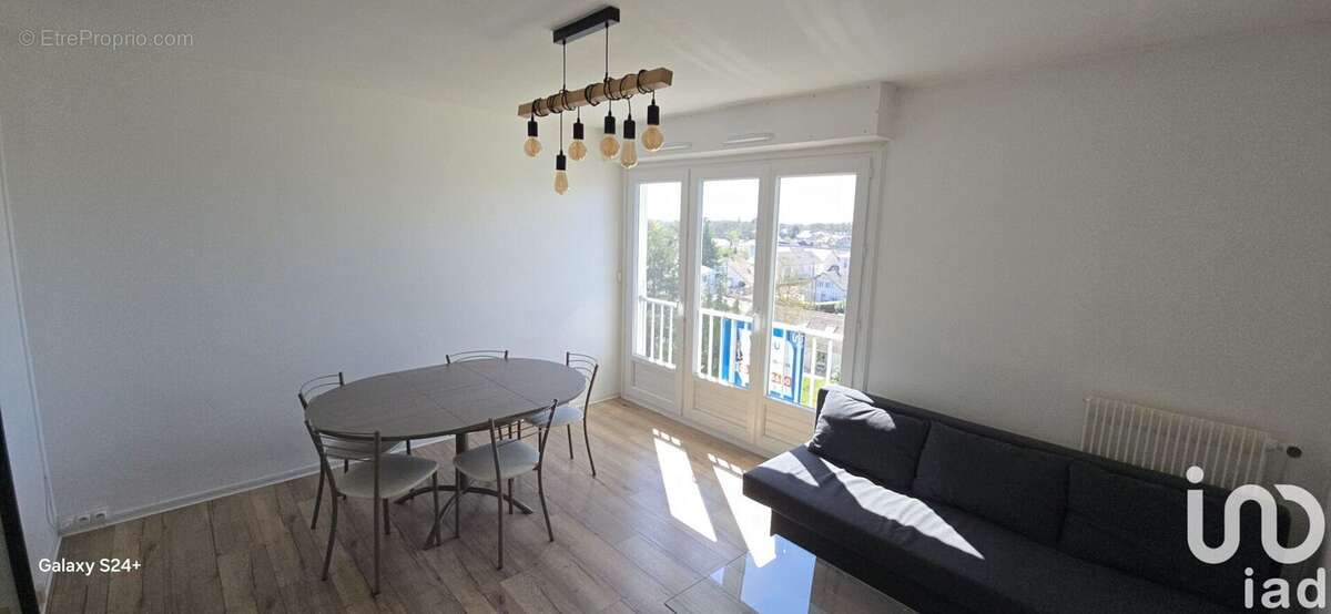 Photo 4 - Appartement à LA CHAPELLE-SAINT-MESMIN