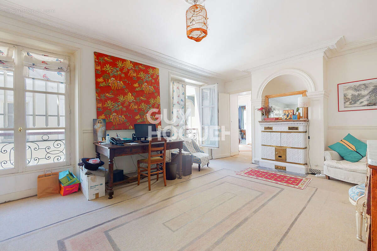 Appartement à PARIS-9E