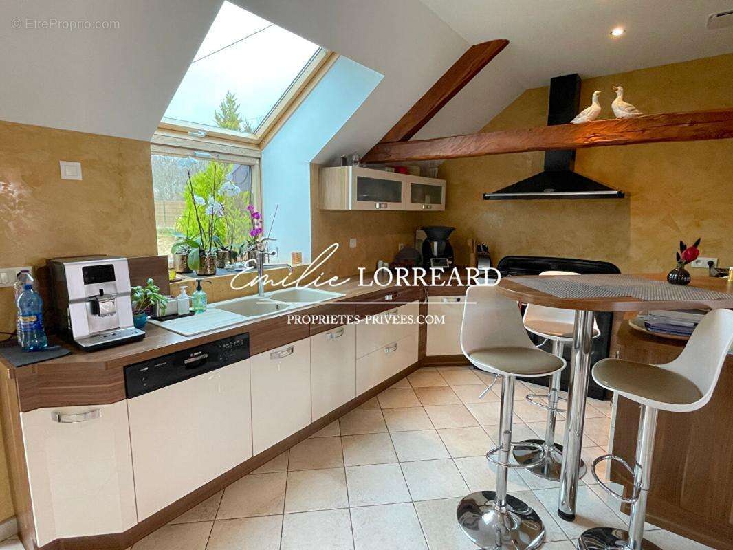 Maison à MONTFORT-LE-GESNOIS