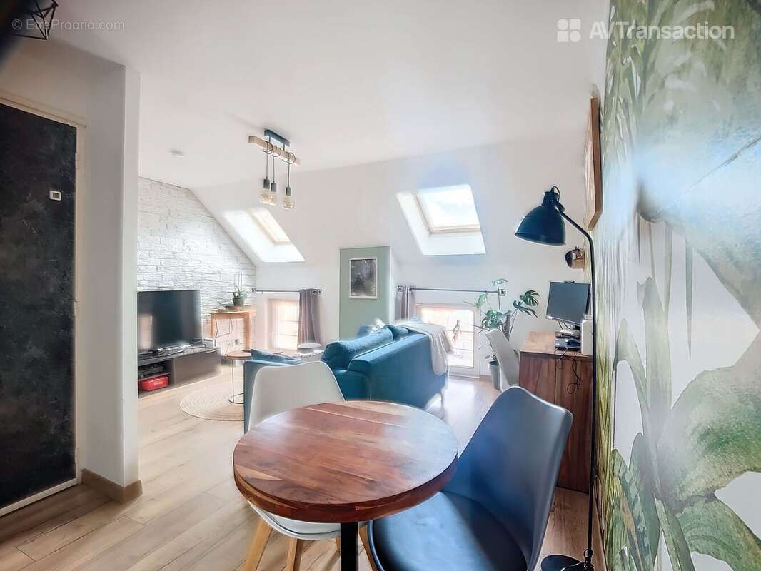 Appartement à POMPEY