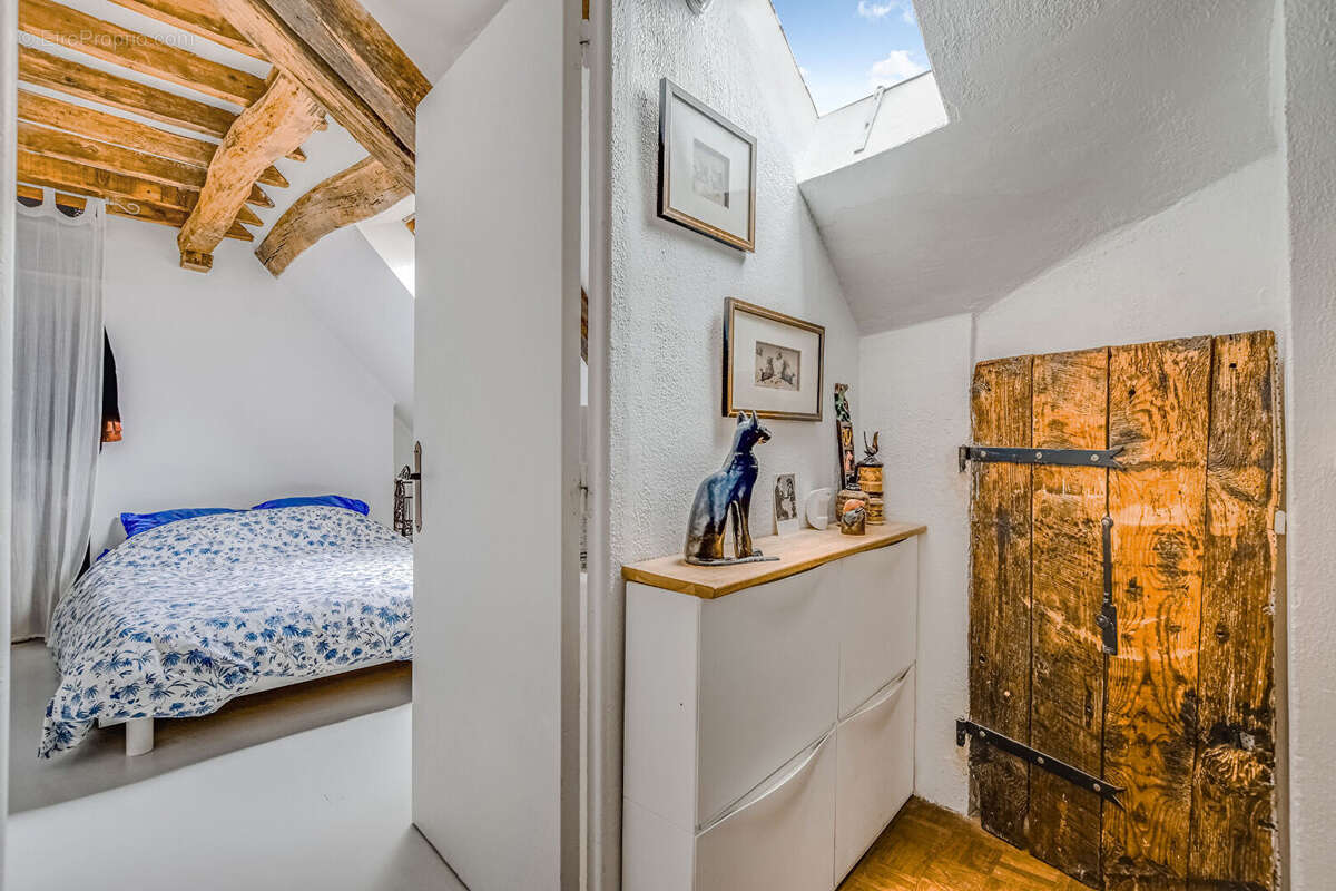 Appartement à PARIS-10E