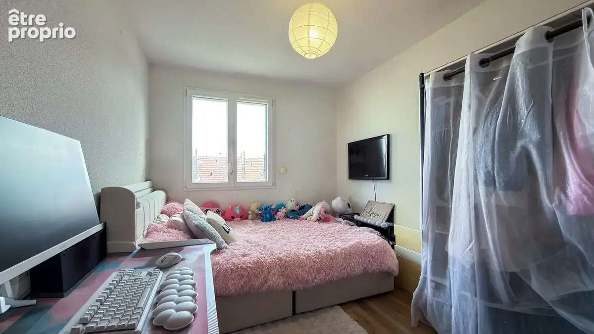 Appartement récent de 67 m2, deux chambres, à Orchamps-Vennes - photo 6