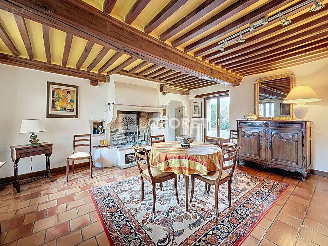 Maison à VERZE