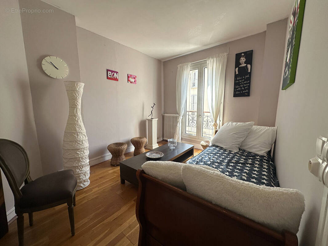 Appartement à LEVALLOIS-PERRET