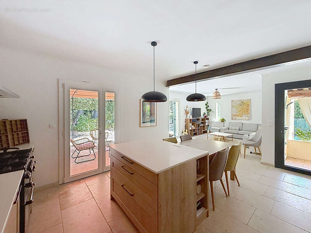 Maison à LOURMARIN