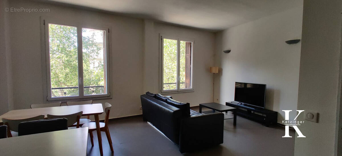 Appartement à MARSEILLE-1E