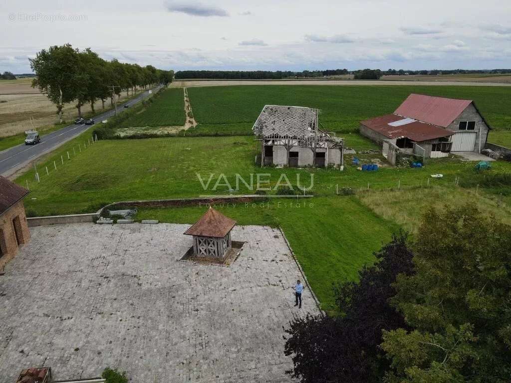 Maison à CHATELLERAULT