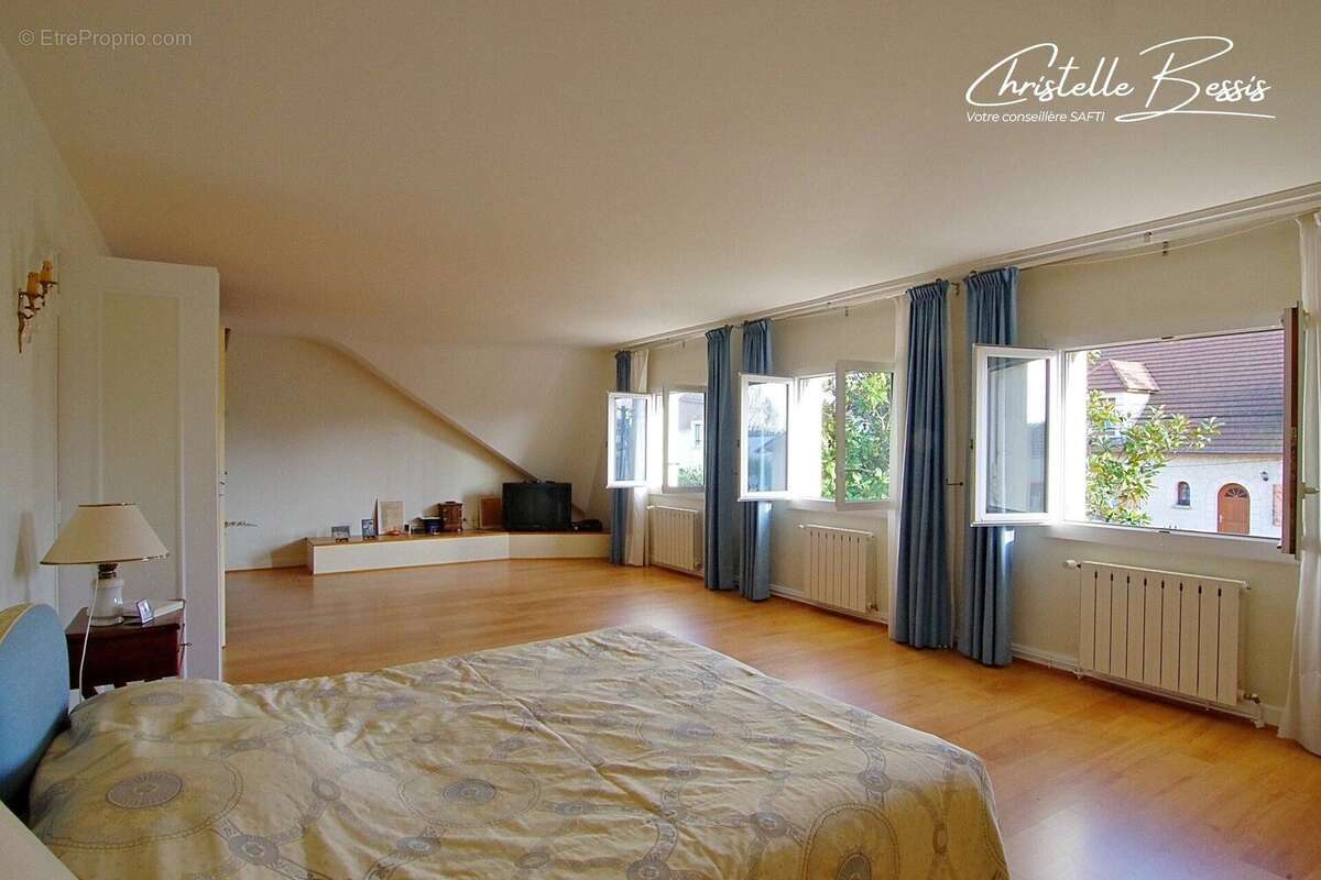 Photo 8 - Maison à VILLECRESNES