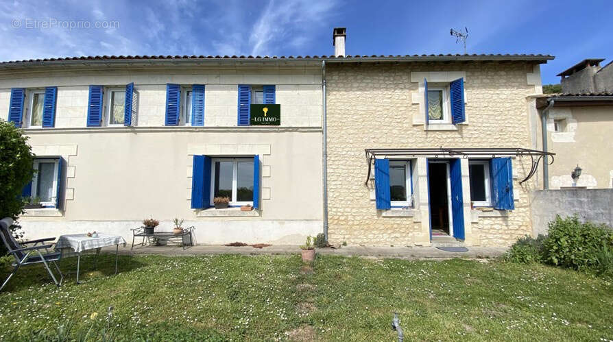 Maison à SAINT-FORT-SUR-GIRONDE
