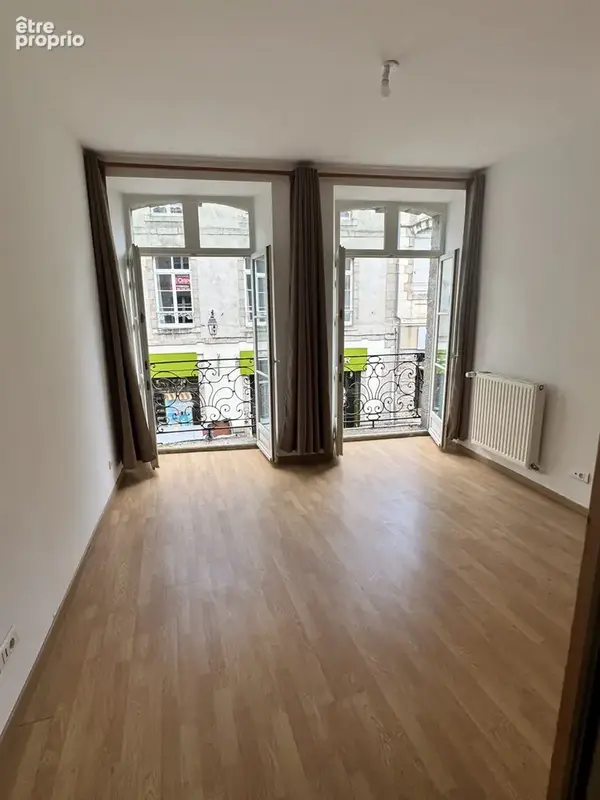 Appartement 5 pièces 129 m² à vendre à Guingamp (22200) - photo 9