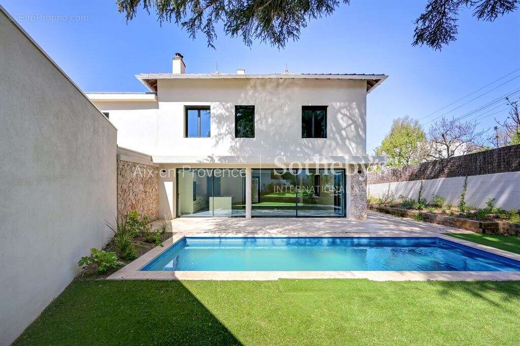 Maison à AIX-EN-PROVENCE