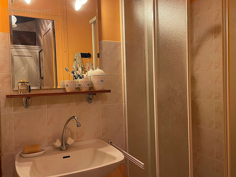 Maison à MOGNENEINS