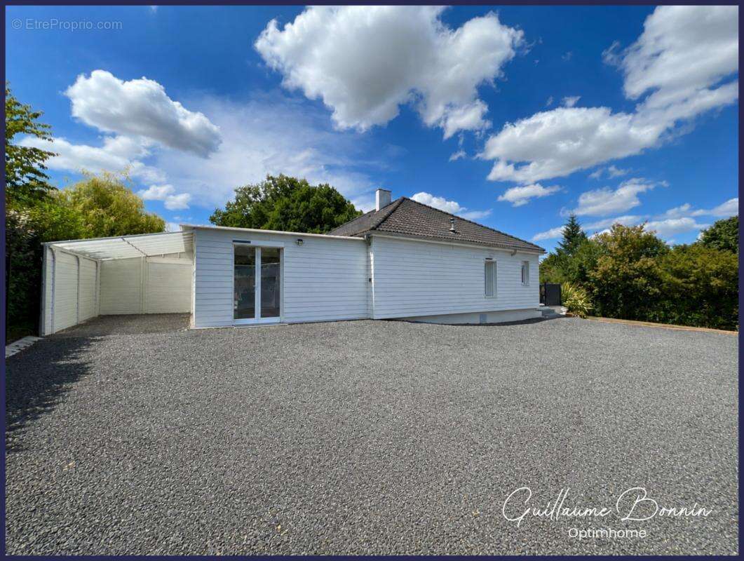 Maison à vendre 5 pièces de 129m², 3 chambres, suite parentale, SPA, garages - DPE C - secteur calme à NOUAILLÉ-MAUPERTUIS 86340 - photo 4