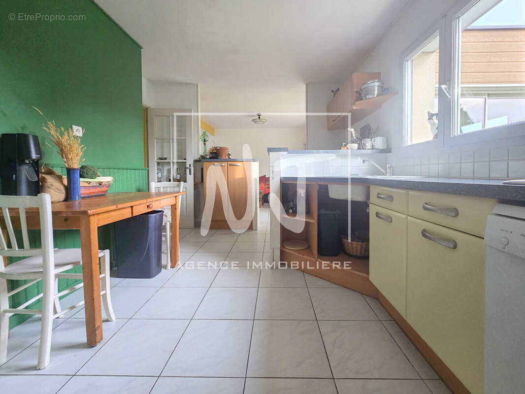 Maison à LES PONTS-DE-CE