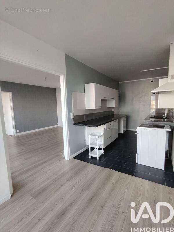 Photo 2 - Appartement à LES ULIS