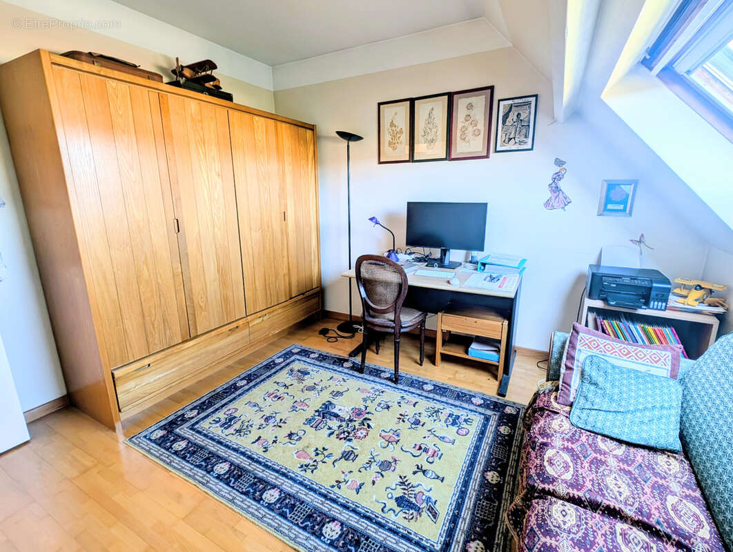 Maison à PARAY-VIEILLE-POSTE