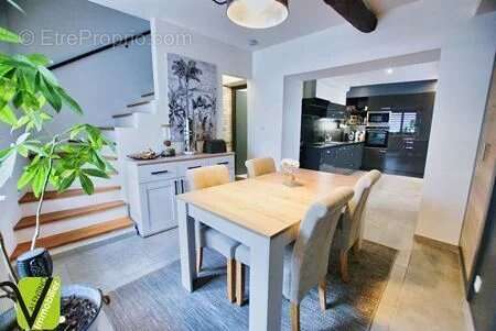T4 - 108.68m ² - photo 4