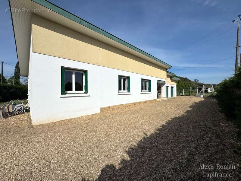 Maison à MONTPON-MENESTEROL